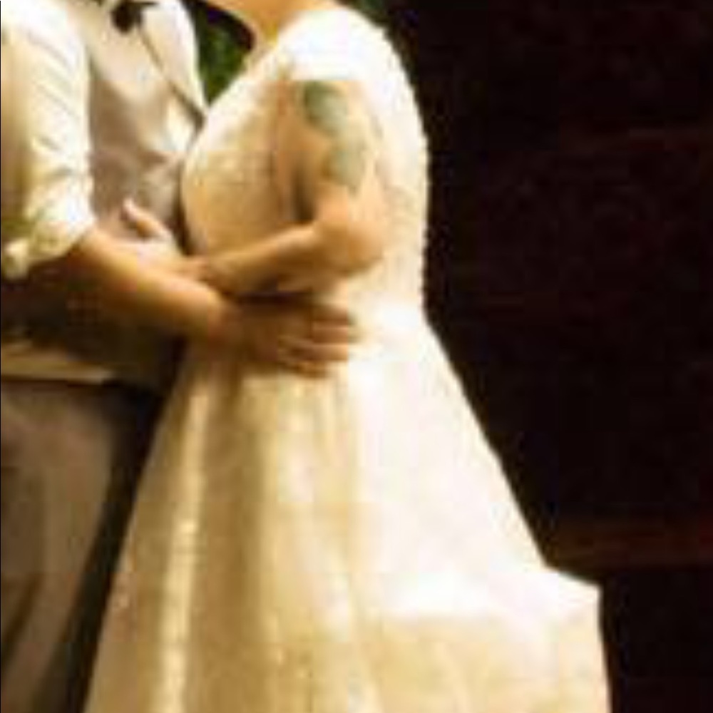 Oleg Cassini Wedding Dress